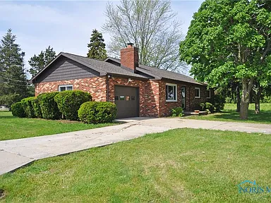 ugly ass house 4 a dumb ass farm boy
